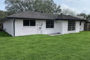 10322 Sageburrow Dr, Houston, TX 77089 - Photo 3