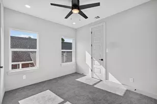 8027 Betty Boop St, Houston, TX 77028 - Photo 23