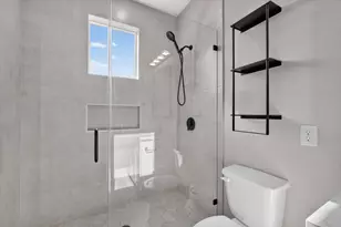 8027 Betty Boop St, Houston, TX 77028 - Photo 23