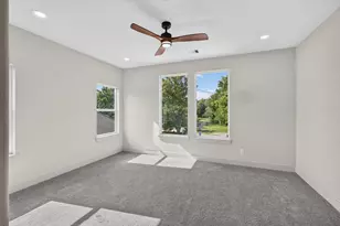 8027 Betty Boop St, Houston, TX 77028 - Photo 25