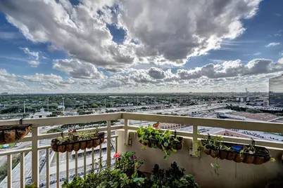 15 Greenway Plaza #17B, Houston, TX 77046 - Photo 9