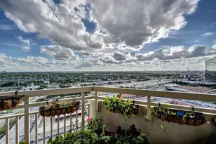 15 Greenway Plz, Houston, TX 77046 - Photo 9