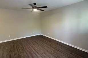 1225 W 25th St, Houston, TX 77008 - Photo 13