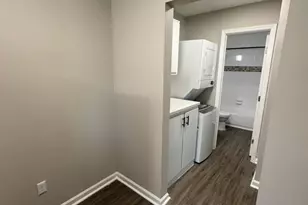 1225 W 25th St, Houston, TX 77008 - Photo 17