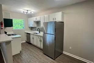 1225 W 25th St, Houston, TX 77008 - Photo 9