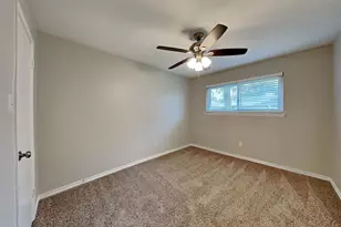 3819 Honey Brook Dr, Houston, TX 77345 - Photo 19