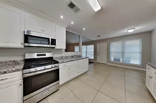 3819 Honey Brook Dr, Houston, TX 77345 - Photo 7