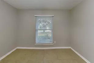 3819 Honey Brook Dr, Houston, TX 77345 - Photo 9