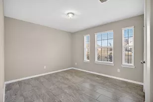 12325 Green Ridge Dr, Willis, TX 77318 - Photo 9