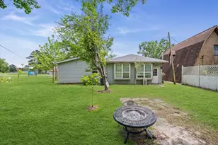 122 Bay Haven Blvd, Livingston, TX 77351 - Photo 7