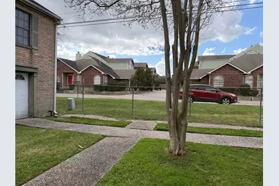 3974 Belle Park Drive #3974, Houston, TX 77072 - Photo 3