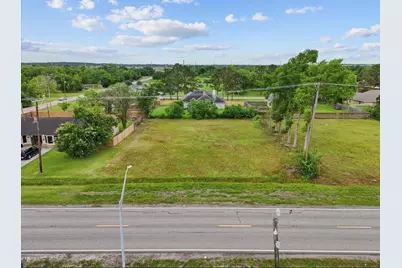 5003 Fm 1764, La Marque, TX 77568 - Photo 1