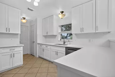 17627 S Summit Canyon Drive, Houston, TX 77095 - Photo 15