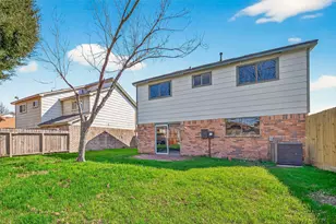 10707 Staghill Dr, Houston, TX 77064 - Photo 43