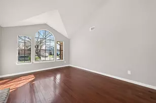 10707 Staghill Dr, Houston, TX 77064 - Photo 9