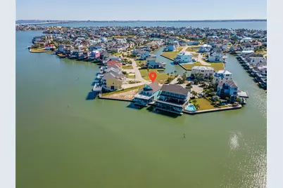 1640 Windsong Way, Tiki Island, TX 77554 - Photo 39