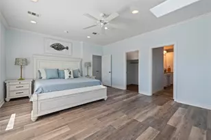 1640 Windsong Way, Tiki Island, TX 77554 - Photo 15