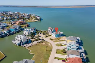 1640 Windsong Way, Tiki Island, TX 77554 - Photo 3