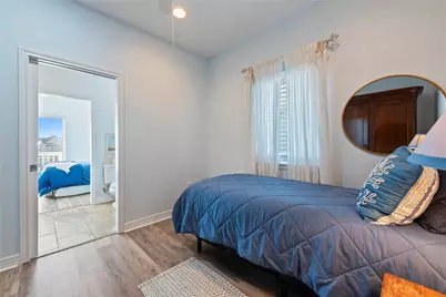 1640 Windsong Way, Tiki Island, TX 77554 - Photo 25