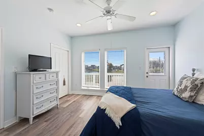 1640 Windsong Way, Tiki Island, TX 77554 - Photo 21