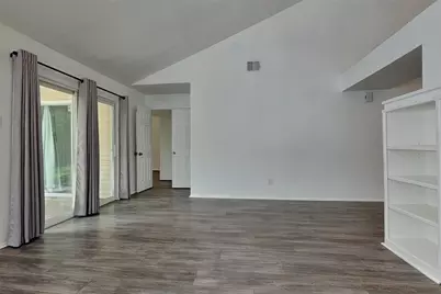 8614 Lake Crystal Drive, Houston, TX 77095 - Photo 17