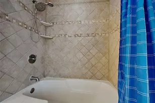 8614 Lake Crystal Dr, Houston, TX 77095 - Photo 9