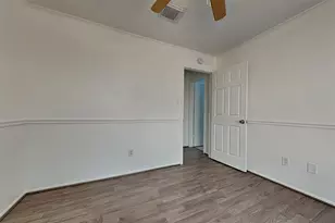 8614 Lake Crystal Dr, Houston, TX 77095 - Photo 11