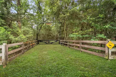 16338 Grand Flower Road, Plantersville, TX 77363 - Photo 25
