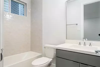 4224 Schuler Street, Houston, TX 77007 - Photo 11