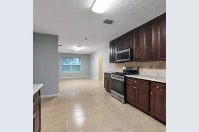 813 Glen Hollow Court, Conroe, TX 77385 - Photo 7