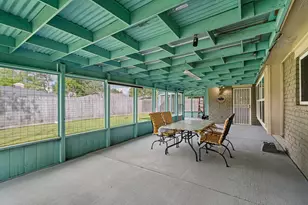 6230 Knoll West Dr, Houston, TX 77072 - Photo 19