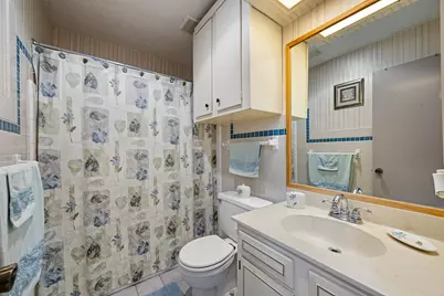 6230 Knollwest Drive, Houston, TX 77072 - Photo 17