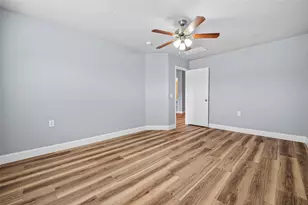 10430 Deer Branch, Missouri City, TX 77459 - Photo 15