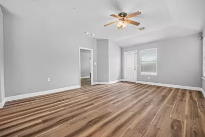 10430 Deer Branch, Missouri City, TX 77459 - Photo 11