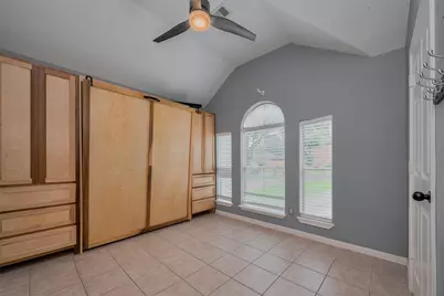 311 N Esplanade Lane, Stafford, TX 77477 - Photo 23