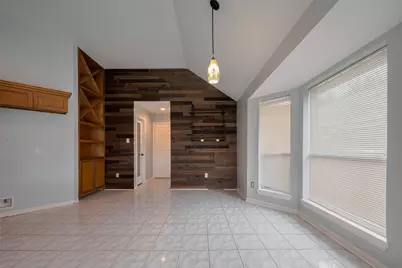 311 N Esplanade Lane, Stafford, TX 77477 - Photo 11