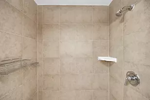 1900 Genesee St, Houston, TX 77006 - Photo 23