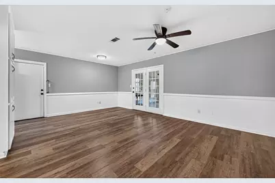 1405 Ladelle Street, Wharton, TX 77488 - Photo 7