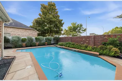 13906 Holly Lynn Lane, Houston, TX 77077 - Photo 9