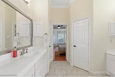 13906 Holly Lynn Lane, Houston, TX 77077 - Photo 33