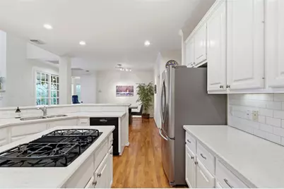 13906 Holly Lynn Lane, Houston, TX 77077 - Photo 25