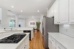 13906 Holly Lynn Ln, Houston, TX 77077 - Photo 25