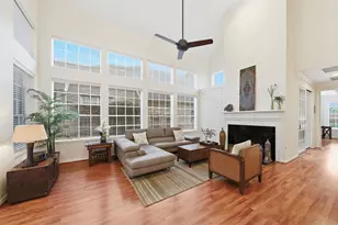 13906 Holly Lynn Ln, Houston, TX 77077 - Photo 19