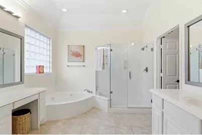 13906 Holly Lynn Lane, Houston, TX 77077 - Photo 33