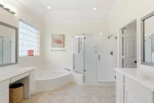 13906 Holly Lynn Ln, Houston, TX 77077 - Photo 33