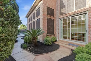 13906 Holly Lynn Ln, Houston, TX 77077 - Photo 5