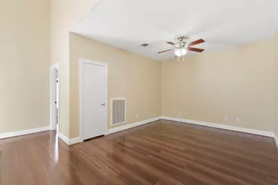 9810 Marlink, Houston, TX 77025 - Photo 11