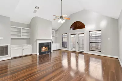 9810 Marlink, Houston, TX 77025 - Photo 5