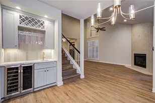9582 Doliver Dr, Houston, TX 77063 - Photo 9