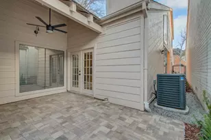 9582 Doliver Dr, Houston, TX 77063 - Photo 31
